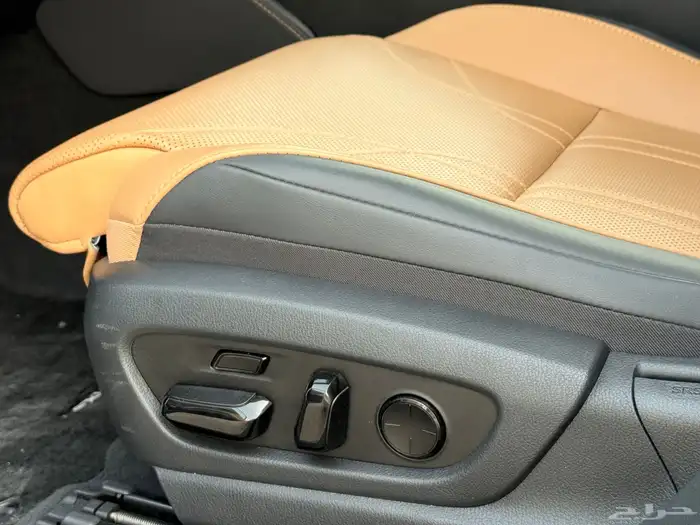 لكزس Es250 موديل 2023 قمة النظافه فل كامل 10