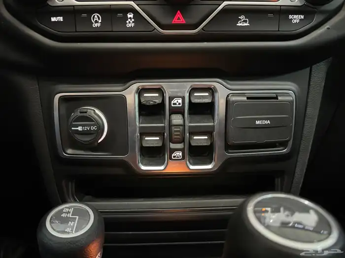 جيب رانجلر صحارى موديل 2023 ( بحالة الوكالة ) 41