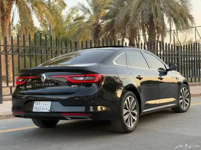 رينو 2018 تاليسمان ( بحالة ممتازة ) 30