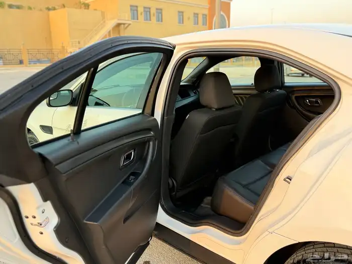 فورد تورس بوليسي ممشى قليل 12