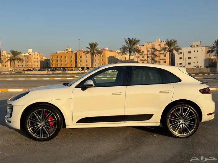 للبيع بورش ماكان 2015 ممشى 110 كم فقط 2