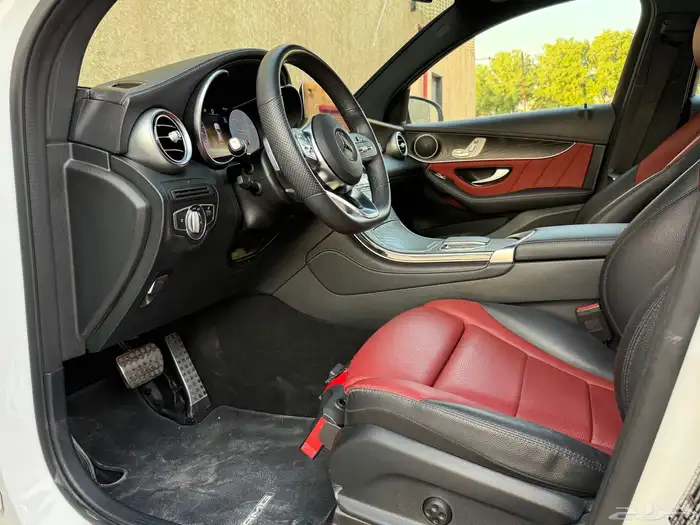 مرسيدس 2020 300 GLC 25