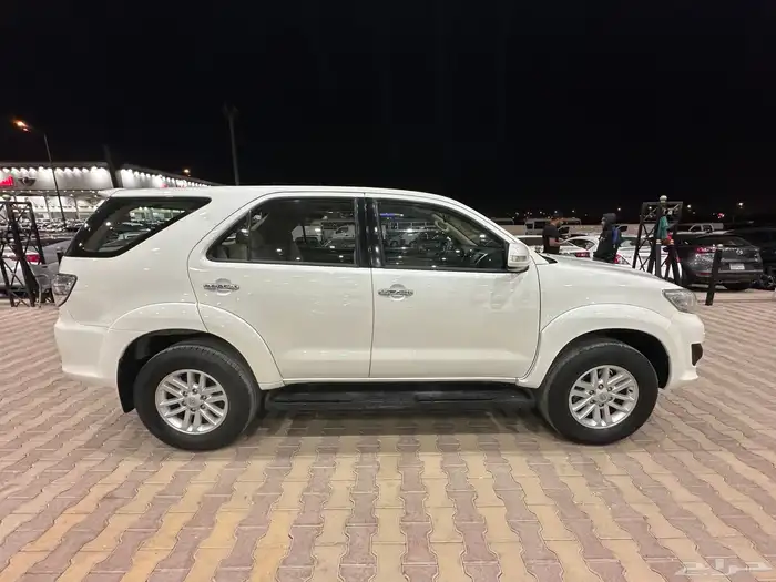 تويوتا فورشنر موديل 2015 دبل 4سلندر 4