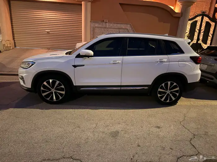 لبيع سيارة شانجان Cs75 2020 2