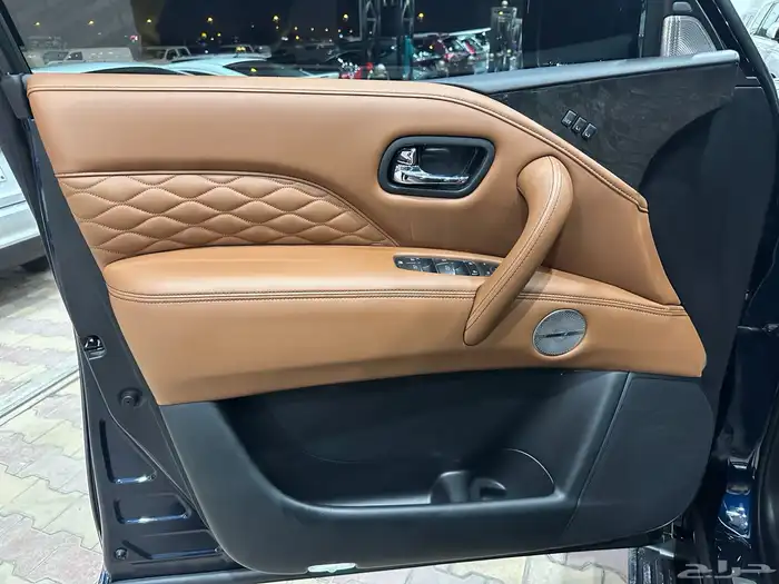 انفنتي Q80 بلاك ديشن موديل 2021 فل كامل ممشى قليل شبه جديد 17