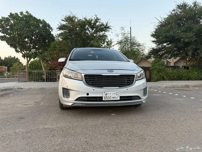 كيا كرنفال عائلي للبيع 5