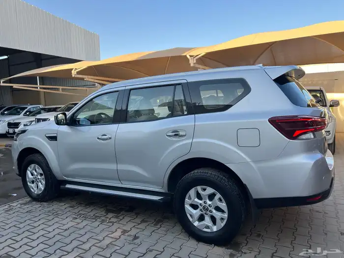 اكستيرا 2021 تيتانيوم نظيف جدا لدى قمة الاطلال 15