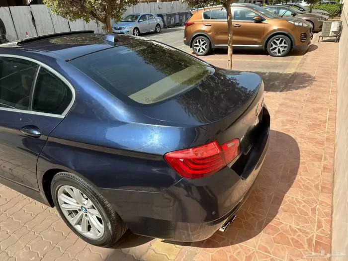 BMW 520i 2015 11