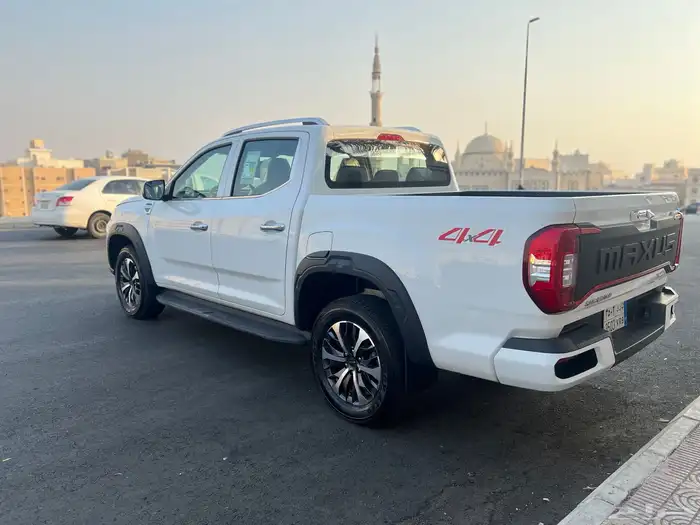 ماكسيس مديل 2023 فل كامل تم البيع تم البيع 8