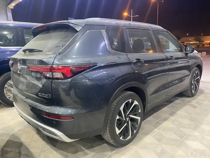 متسوبيشي اوتلاندر نص فل وفل كامل سعودي 2025 11