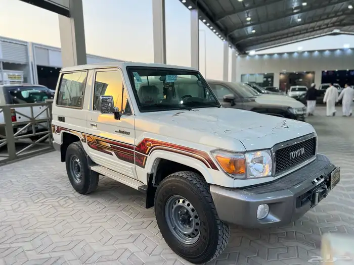 تويوتا ربع 2021 بنزين خليجي ماشي 41 الف فل كامل 2