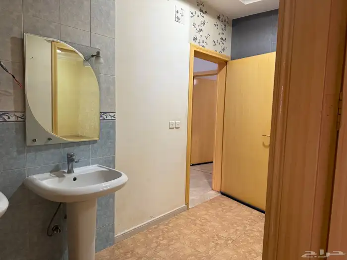 للإيجار دور علوي ودور أرضي مستقل بالرس 13