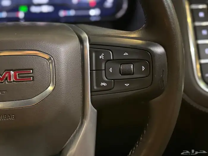 جيمس يوكن 2023 SLE (( بحالة الوكالة )) 8