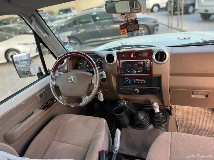 تويوتا ربع 2021 بنزين خليجي ماشي 41 الف فل كامل 6