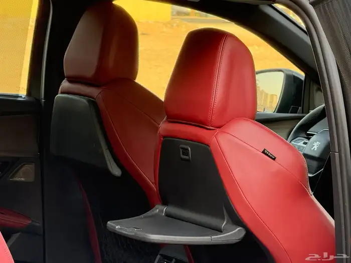 بيجو 5008 2023 8