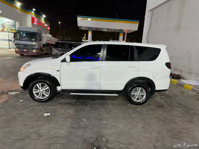 جيب متسوبيشي 2013 حد 9 الف 7