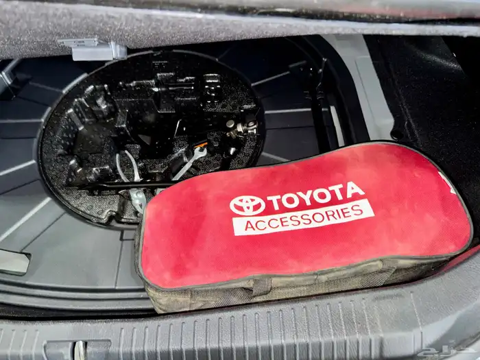 تويوتا افالون 2021 ستاندر 7