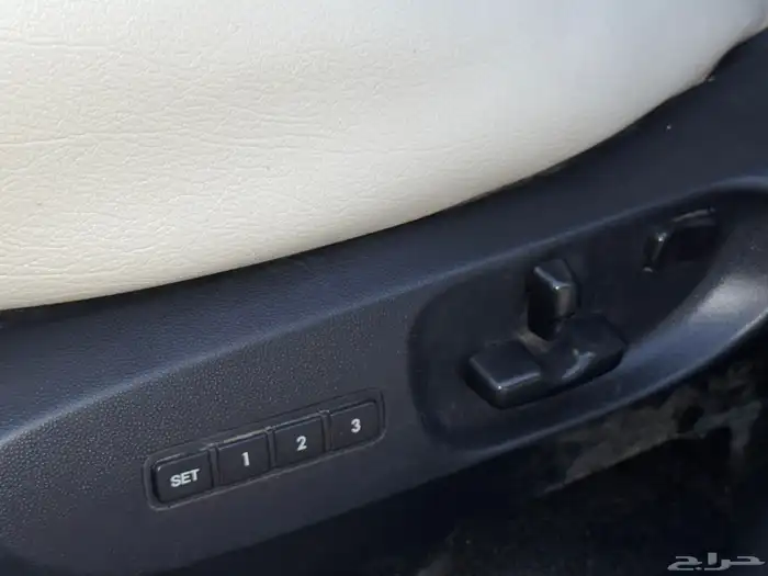 مازدا CX9 2015 ( فل كامل بحالة الوكالة ) 26