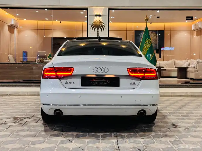 اوودي A8 فل كامل سعودي نظيف جدا مخزن 5