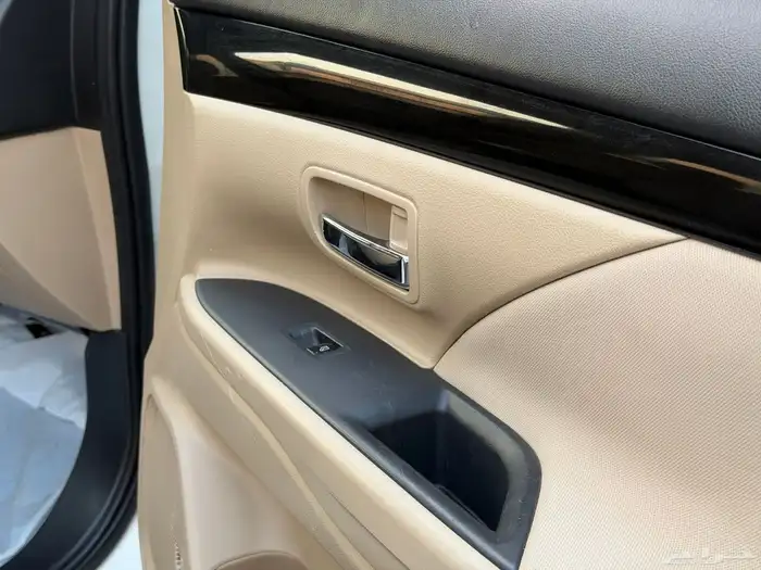 ميتسوبيشي اوتلاندر موديل 2020 37