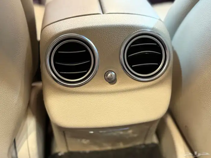 مرسيدس E300 2018 (( بحالة ممتازة )) 24