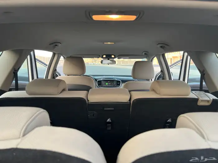 للبيع كيا سورنتو موديل 2016 13