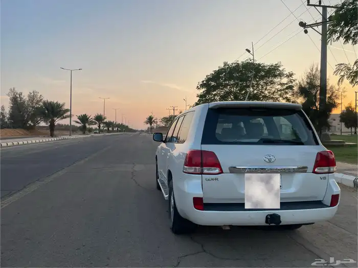 لاند كروزر 2009 فل كامل 5