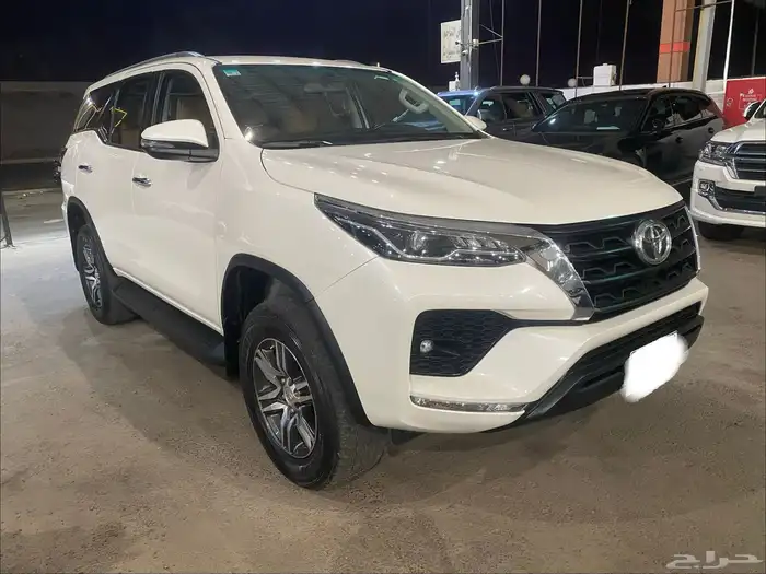 فورتشنر 2022 6سلندر 1