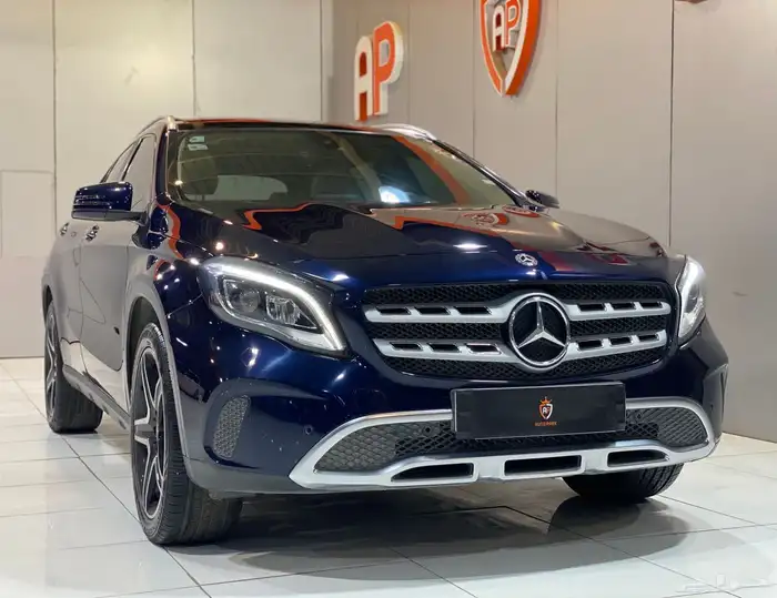 مرسيدس GLA250 2018 بحالة ممتازة 2