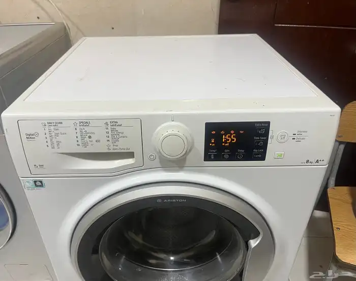 للبيع العاجل دولاب وشيفونيره ومرتبة طبية 9