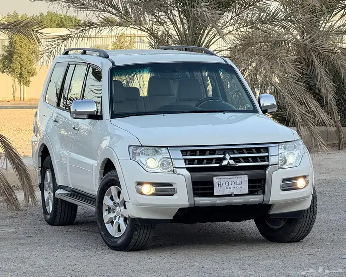 ميتسوبيشي باجيرو قمة النظافه موديل 2020 2