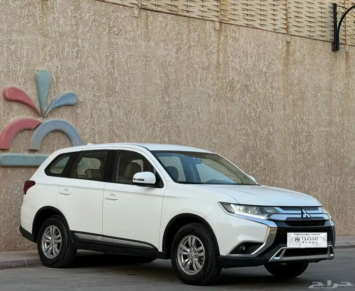 ميتسوبيشي اوتلاندر موديل 2020 2