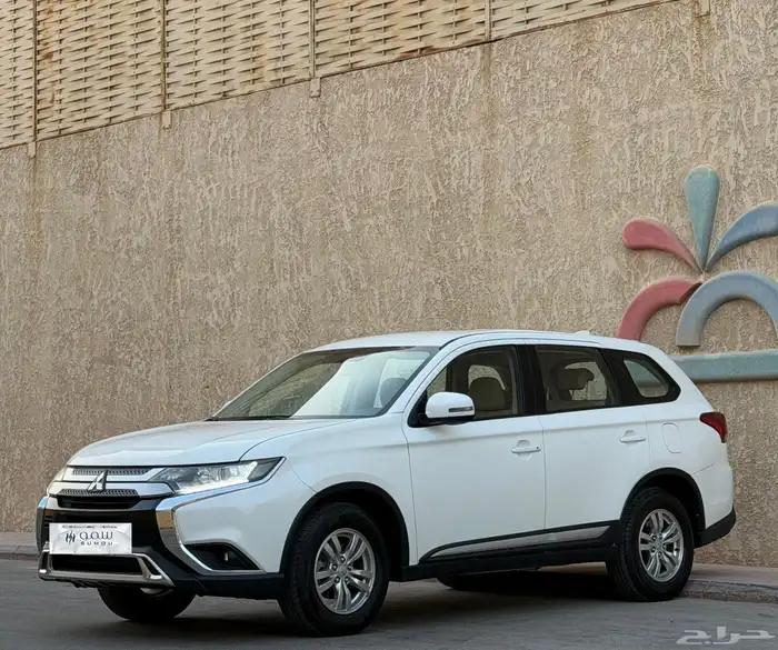 ميتسوبيشي اوتلاندر موديل 2020 1