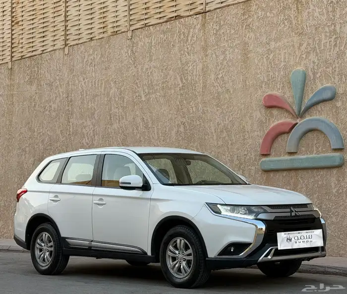 ميتسوبيشي اوتلاندر موديل 2020 9