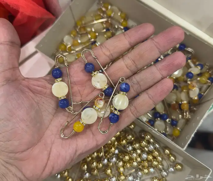 اكسسوارات منوعه شنط وحلقات وتقفيلات وبكلات احزمه اجراس جرس 46