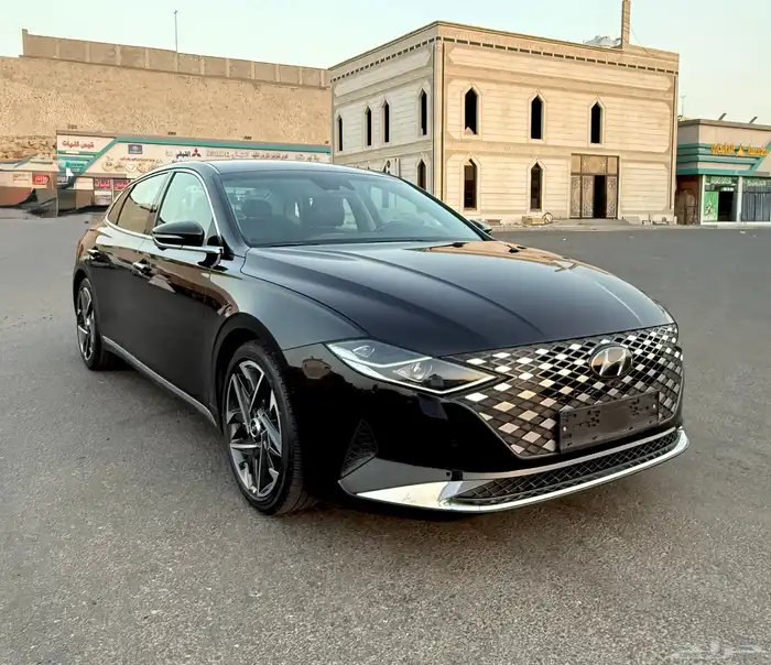 ازيرا 2022 - 6سلندر اعلا مواصفات بدون بنورما وكاله للبيع 7