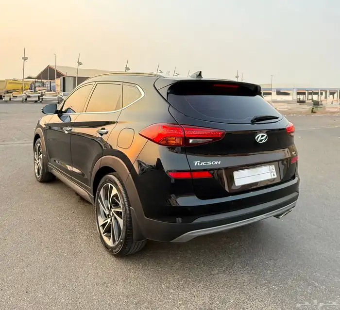 توسان 2020 (ديزل) بنورما اعلا مواصفات داخل احمر وكاله للبيع 3