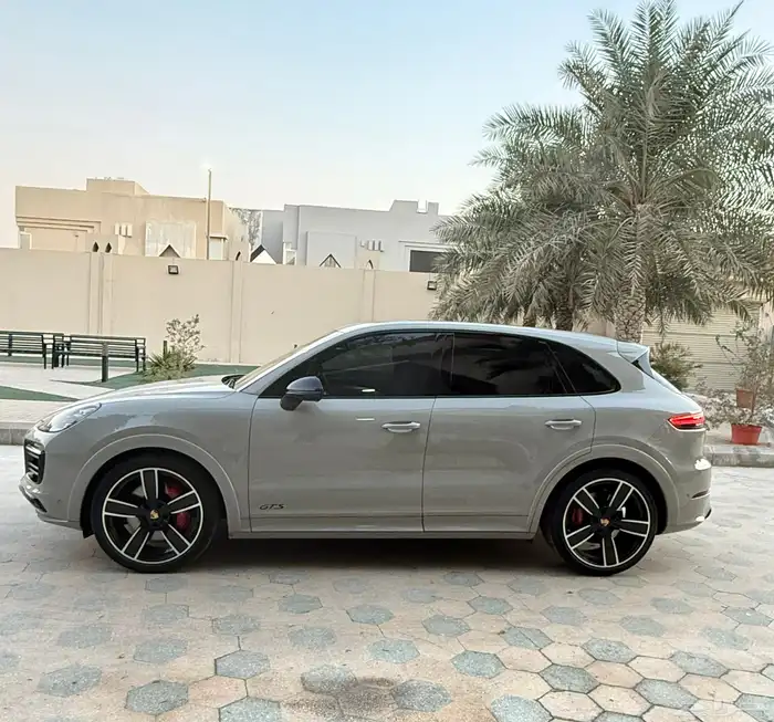 بورش كايين GTS موديل 2022 على الضمان 3