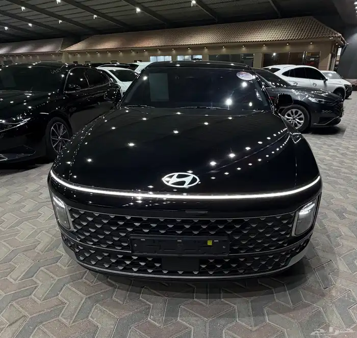 أزيرا 2023 فل كامل مع فتحة سقف 1