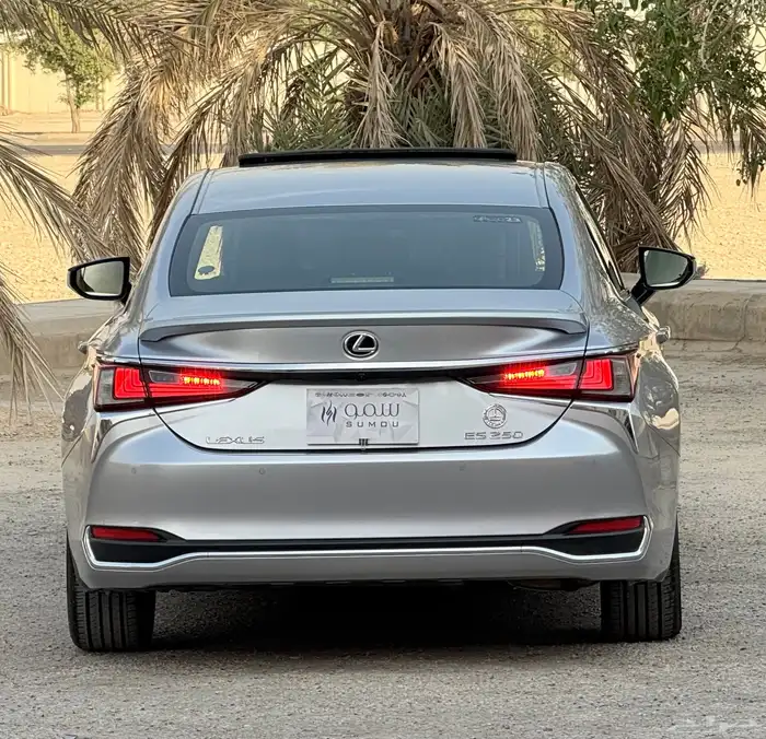 لكزس Es250 موديل 2023 قمة النظافه فل كامل 3