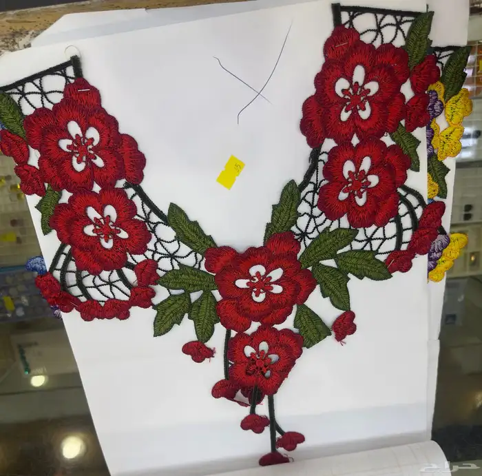 كلفه ورد قطع ورود مطرزات ورد عبايات فساتين سهرات جلابيات 11