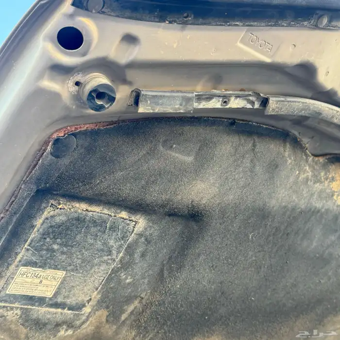 لاندكروزر 2006 ( قير عادي - اسبير علاق ) 37