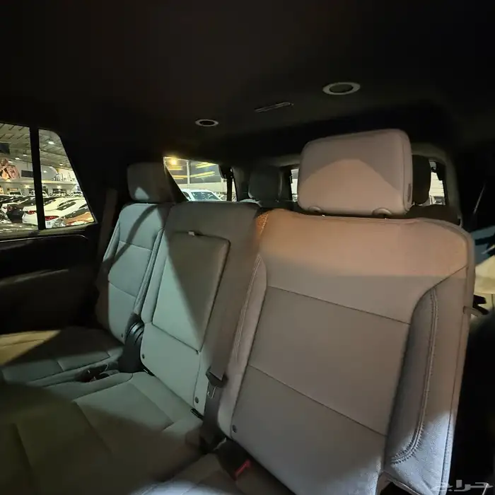 جيمس يوكن 2023 SLE (( بحالة الوكالة )) 25