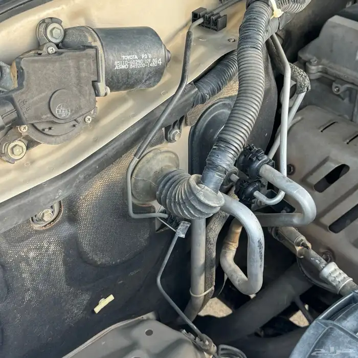 لاندكروزر 2006 ( قير عادي - اسبير علاق ) 36