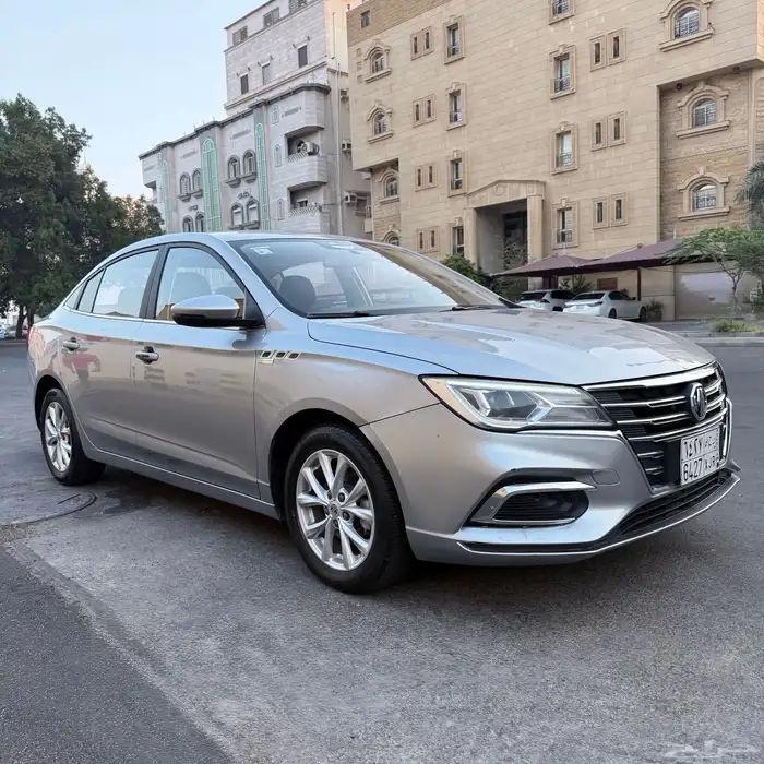 ام جي 5 MG نص فل 2022 للبيع 8