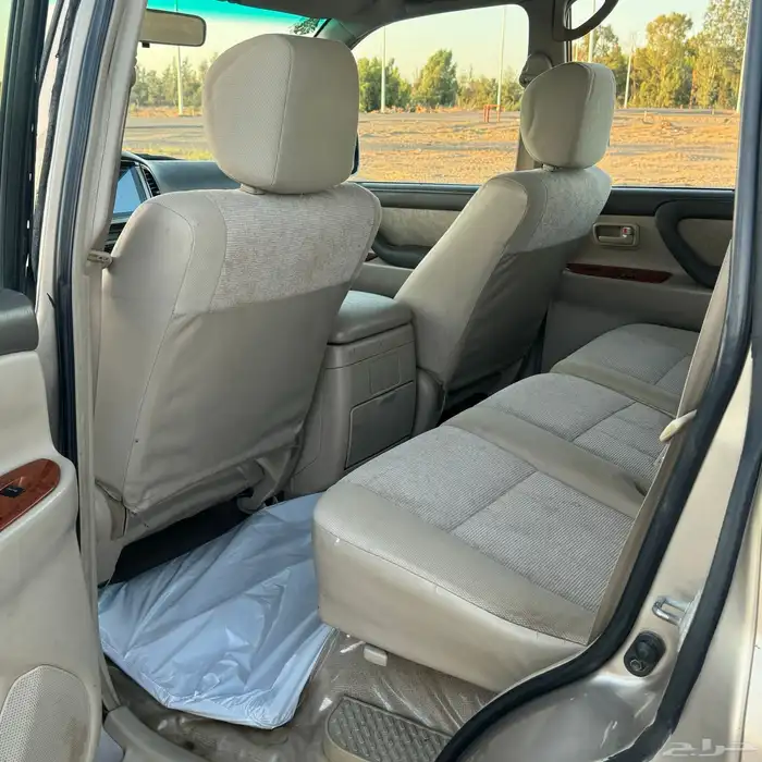 لاندكروزر 2006 ( قير عادي - اسبير علاق ) 24