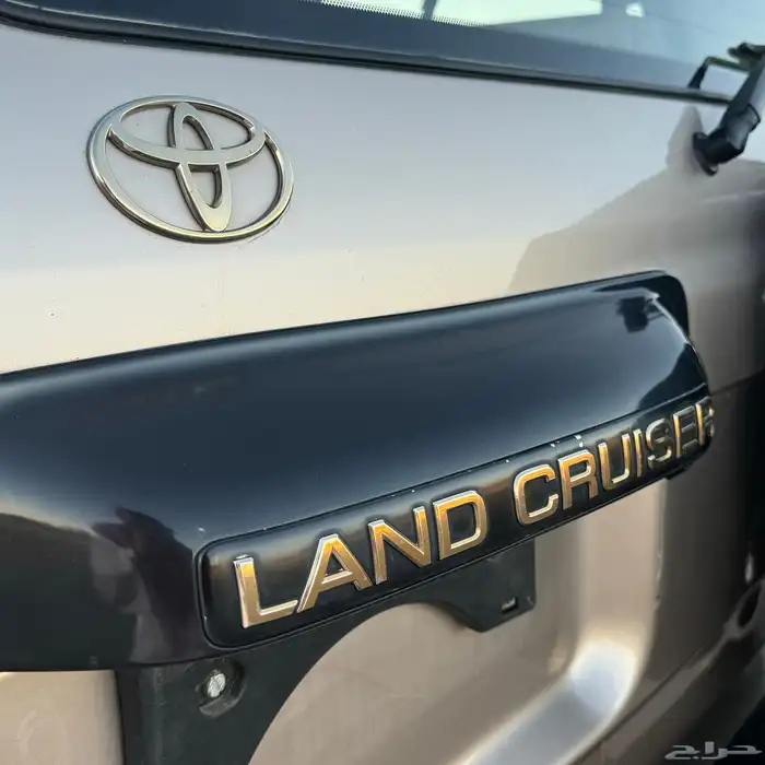 لاندكروزر 2006 ( قير عادي - اسبير علاق ) 12