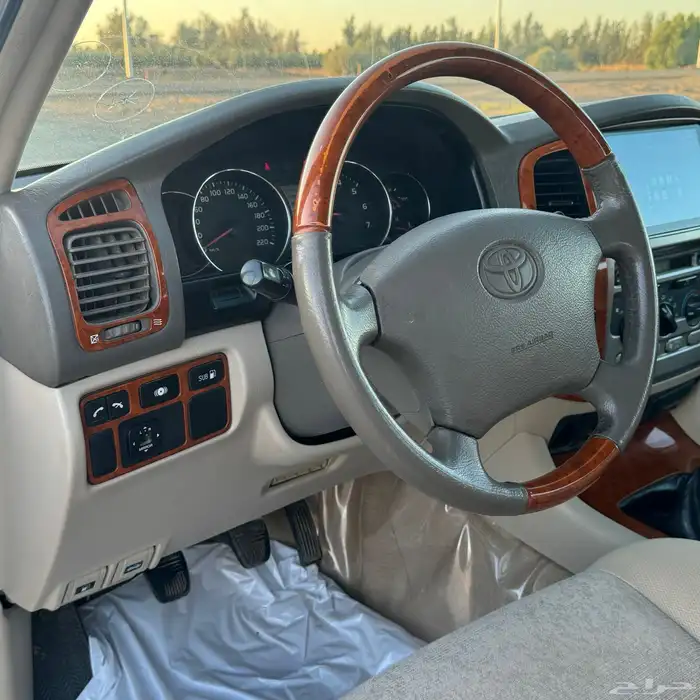 لاندكروزر 2006 ( قير عادي - اسبير علاق ) 22