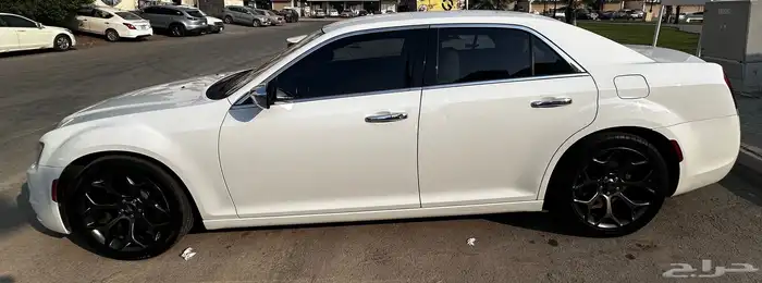 كرايسلر 2018 300 3