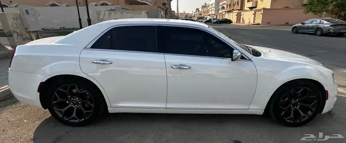 كرايسلر 2018 300 4